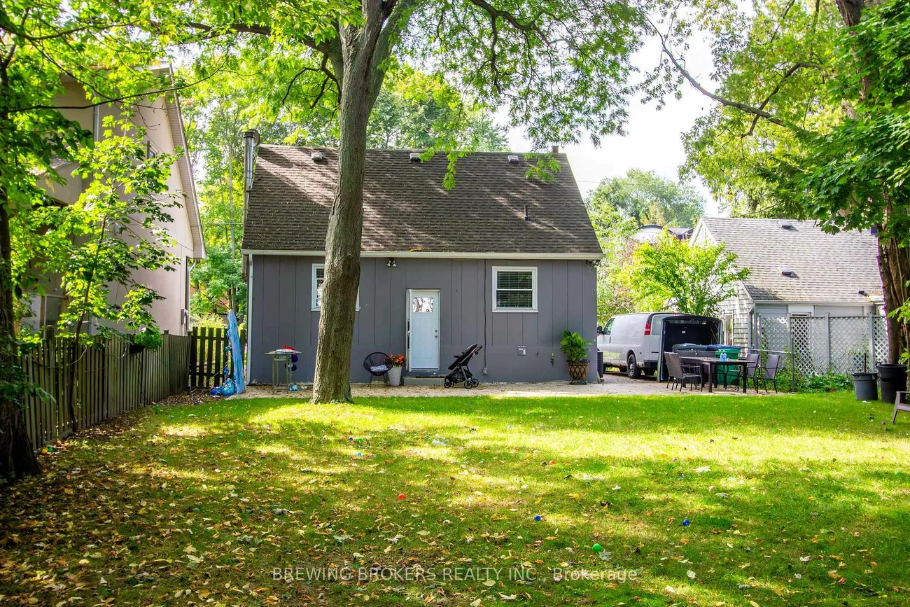 27, Pine, Port Credit, Mississauga