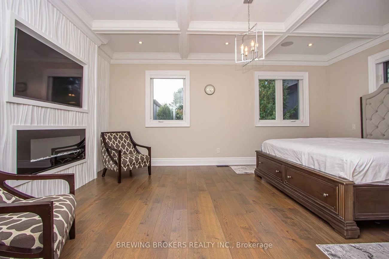 34B, Pine, Port Credit, Mississauga