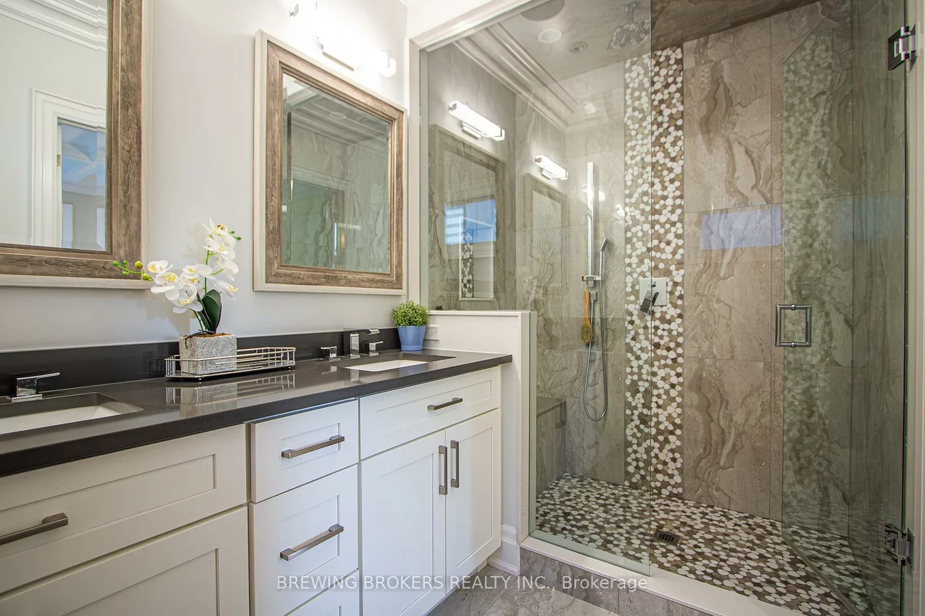 34B, Pine, Port Credit, Mississauga