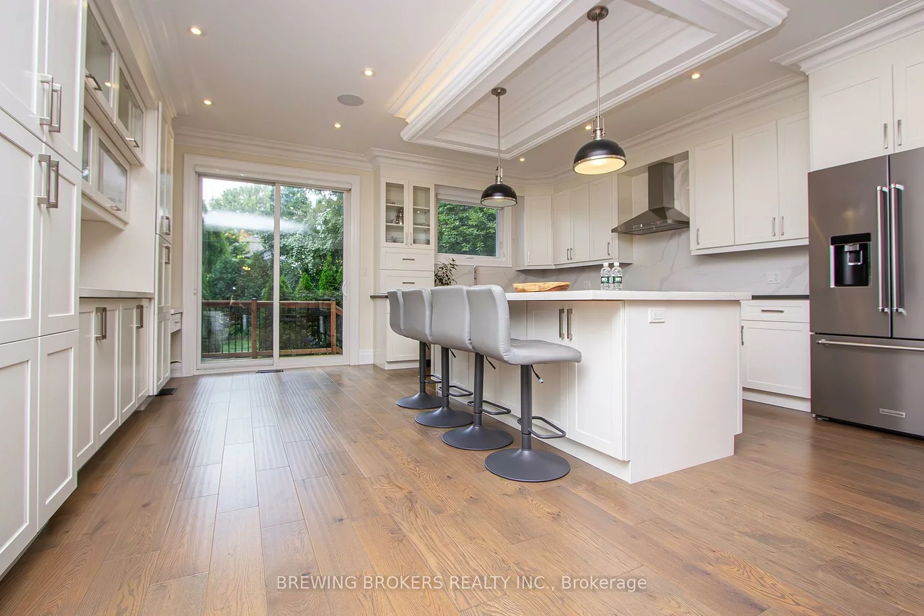 34B, Pine, Port Credit, Mississauga