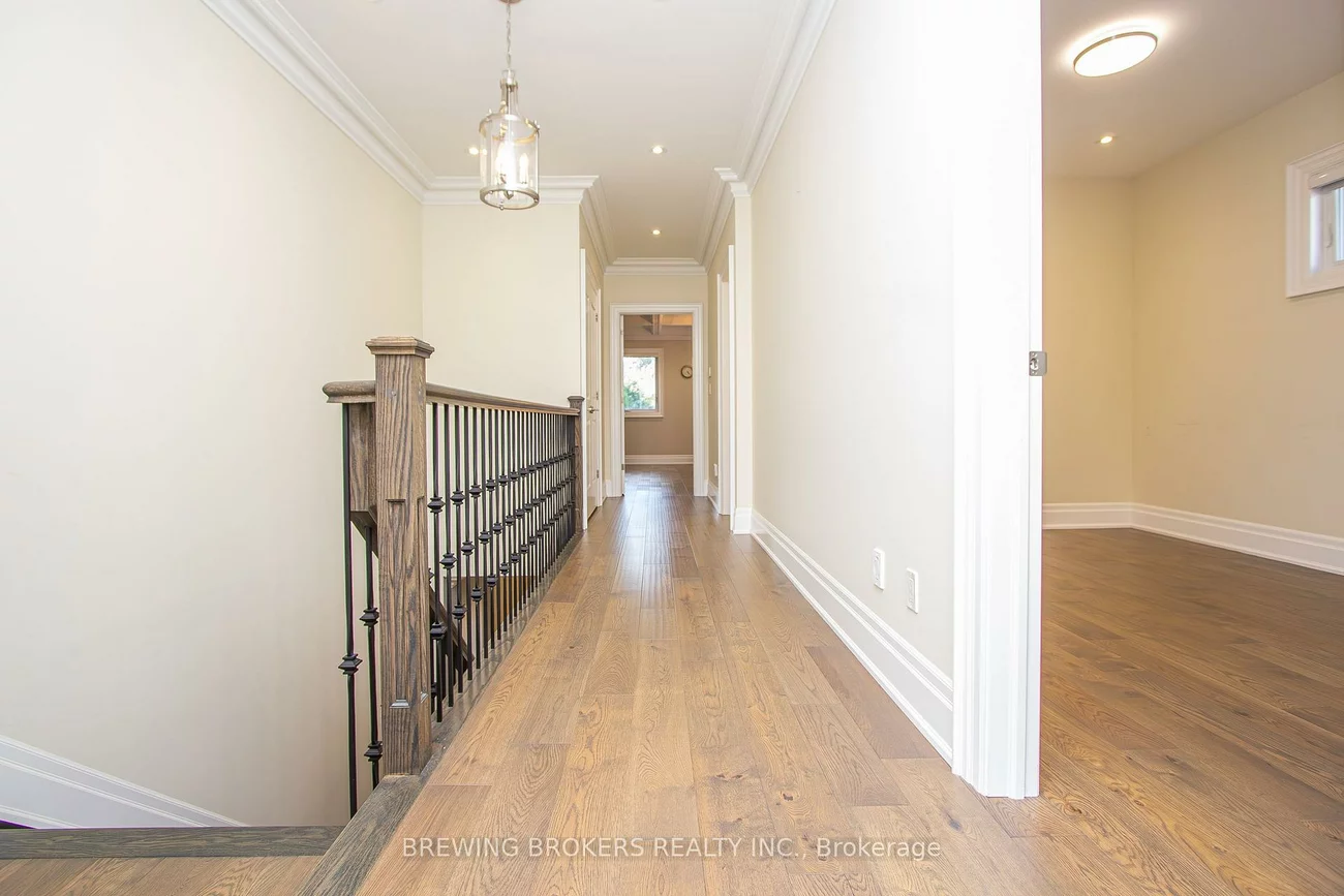 34B, Pine, Port Credit, Mississauga