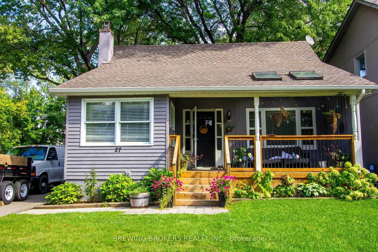 27, Pine, Port Credit, Mississauga