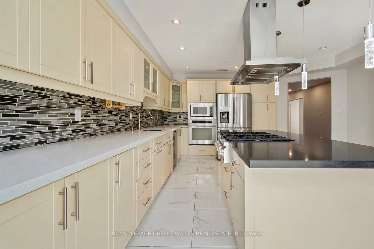 972, Winterton, East Credit, Mississauga