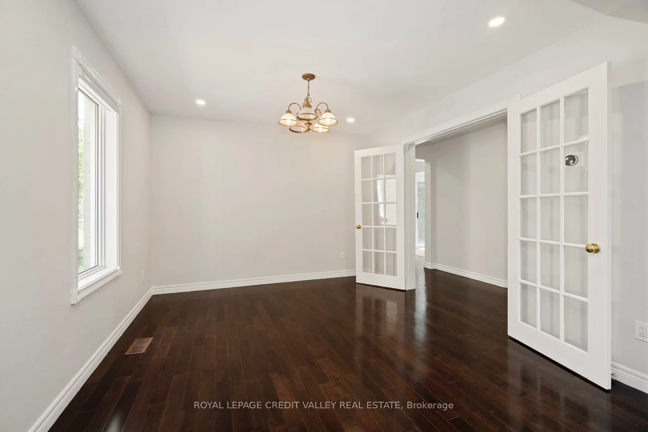 972, Winterton, East Credit, Mississauga
