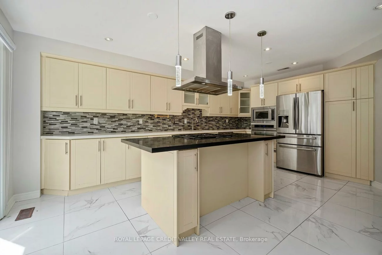 972, Winterton, East Credit, Mississauga