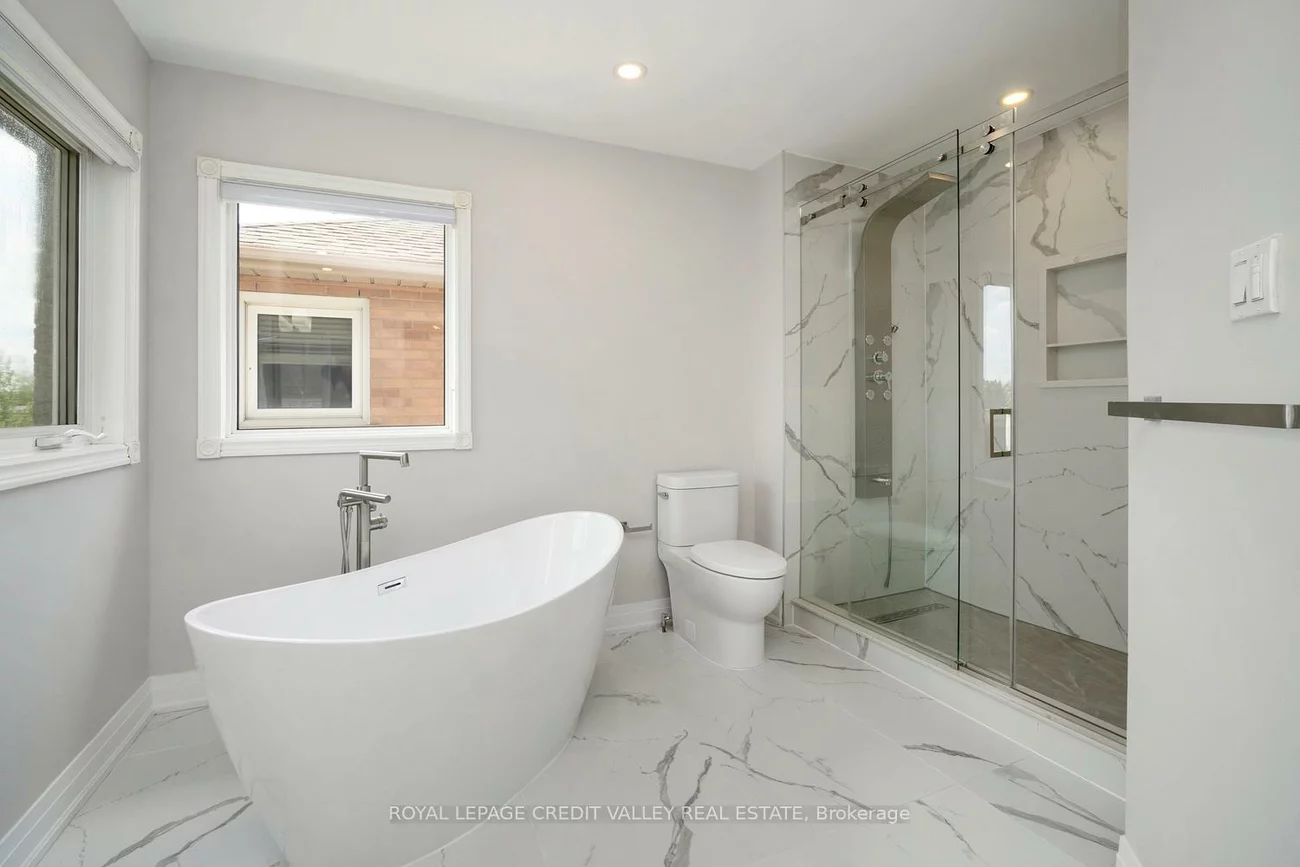 972, Winterton, East Credit, Mississauga