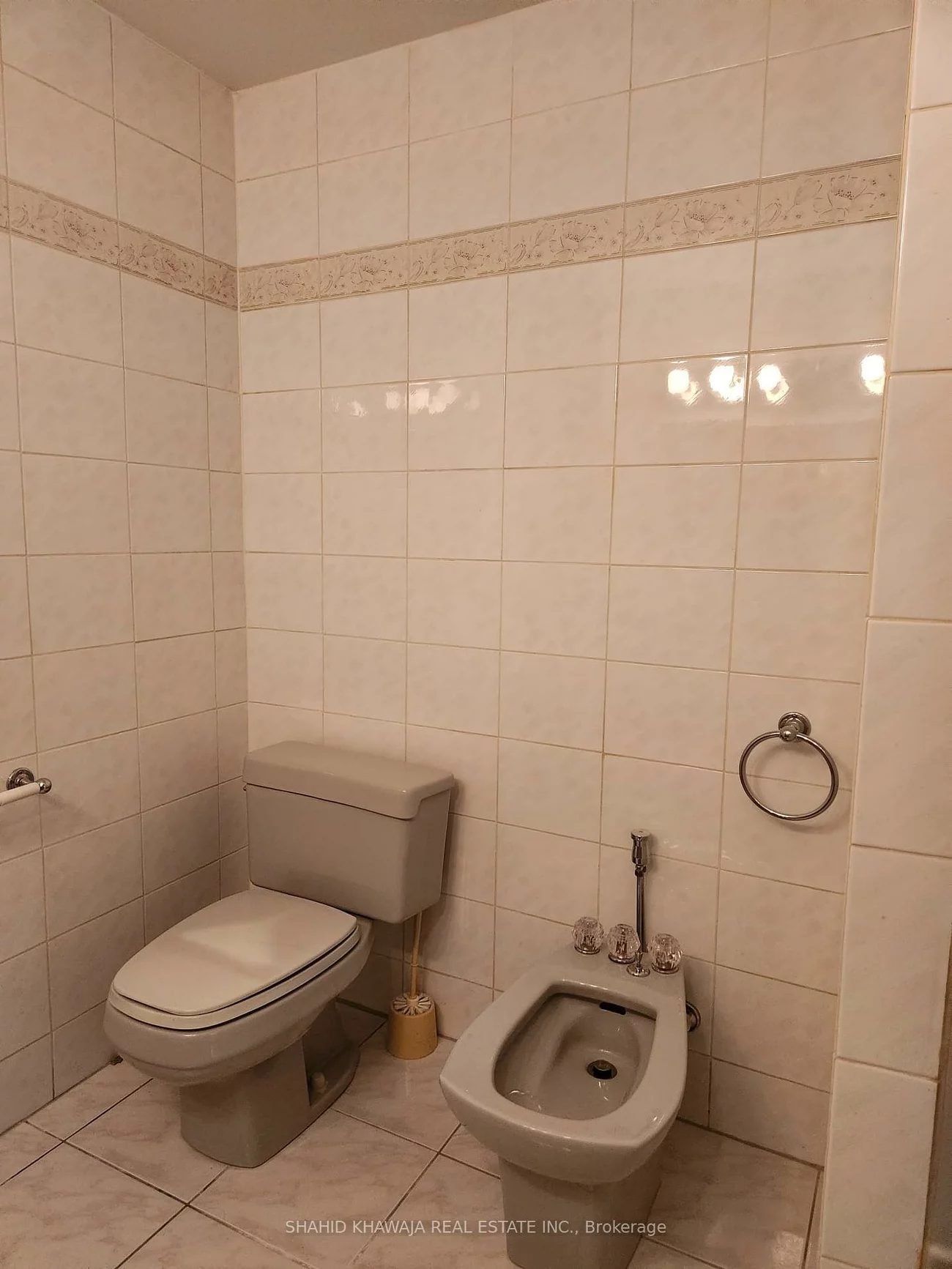 2463, King Forrest, Sheridan, Mississauga