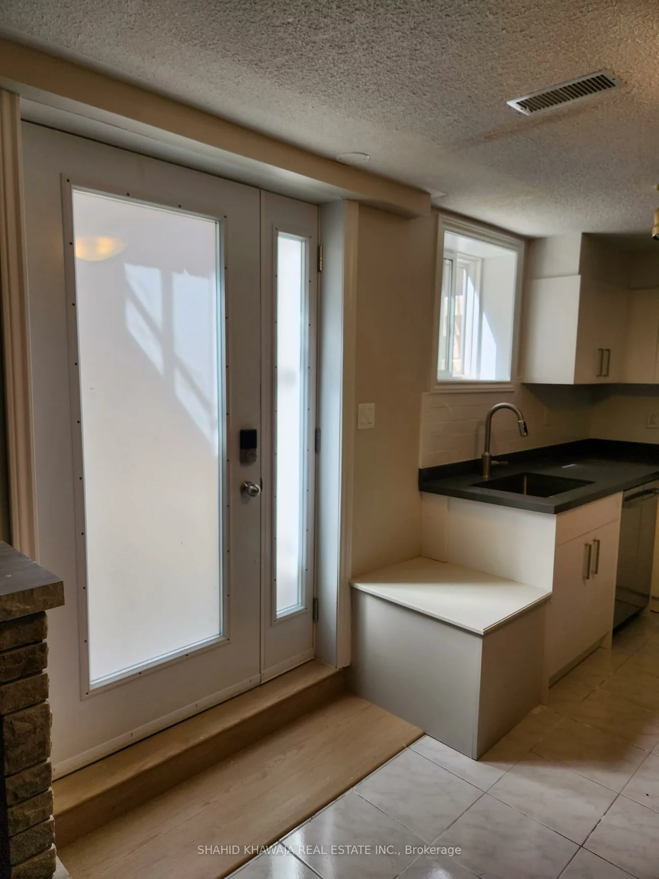 2463, King Forrest, Sheridan, Mississauga