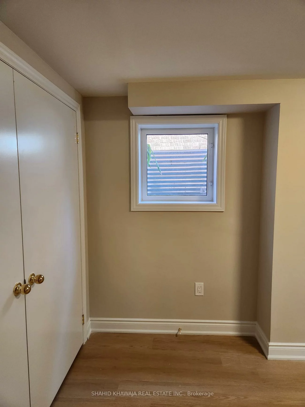 2463, King Forrest, Sheridan, Mississauga