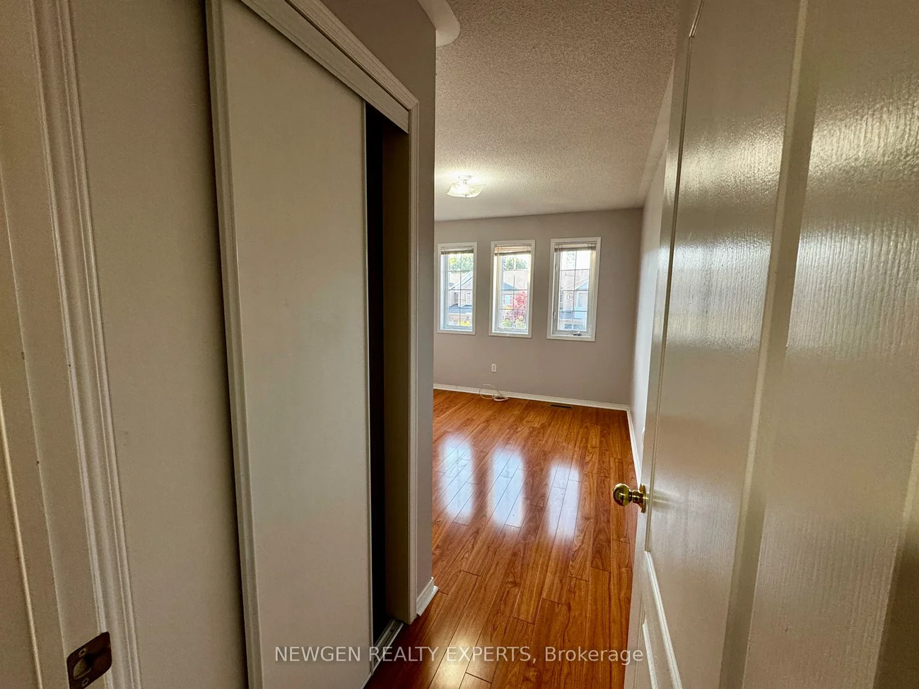 7422, Magistrate, Meadowvale Village, Mississauga