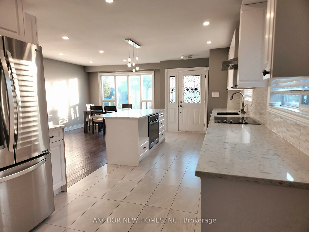 2556, Widemarr, Clarkson, Mississauga