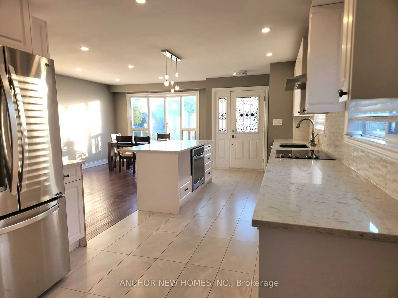 2556, Widemarr, Clarkson, Mississauga