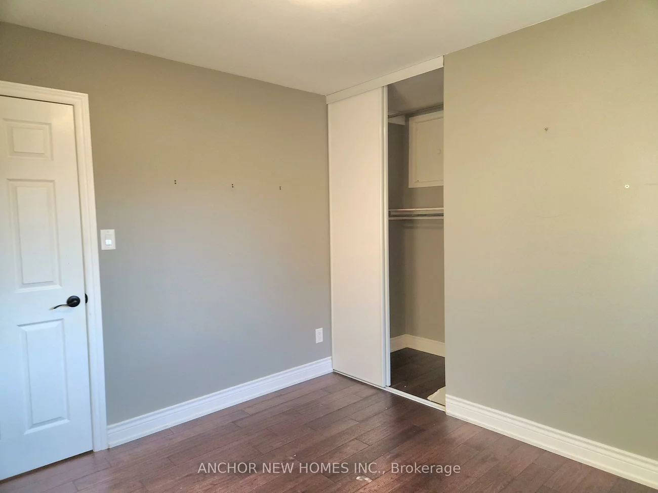 2556, Widemarr, Clarkson, Mississauga