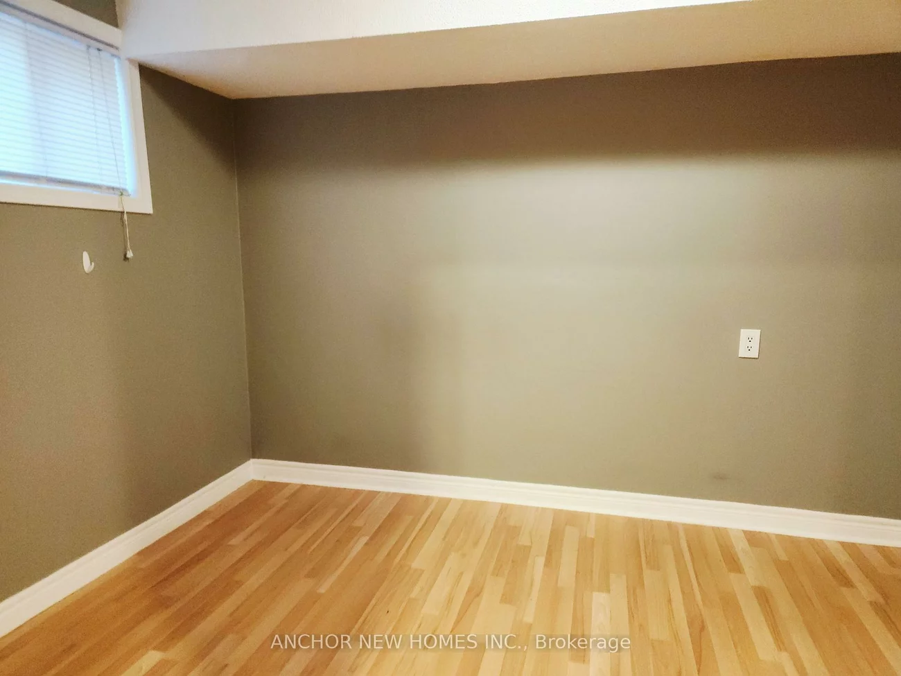 2556, Widemarr, Clarkson, Mississauga