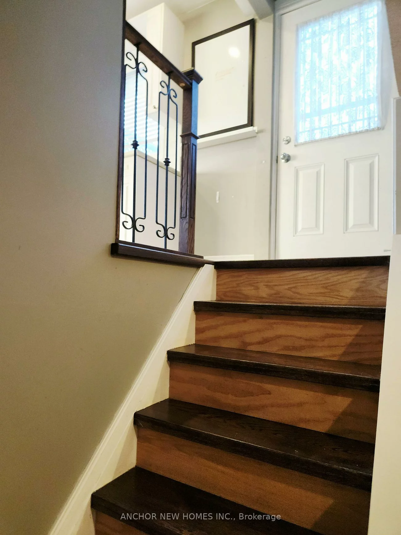2556, Widemarr, Clarkson, Mississauga