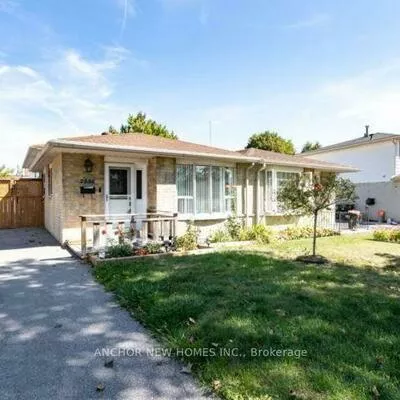 2556, Widemarr, Clarkson, Mississauga
