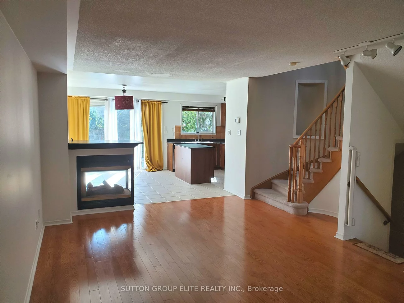 3938, Nightshade, Lisgar, Mississauga