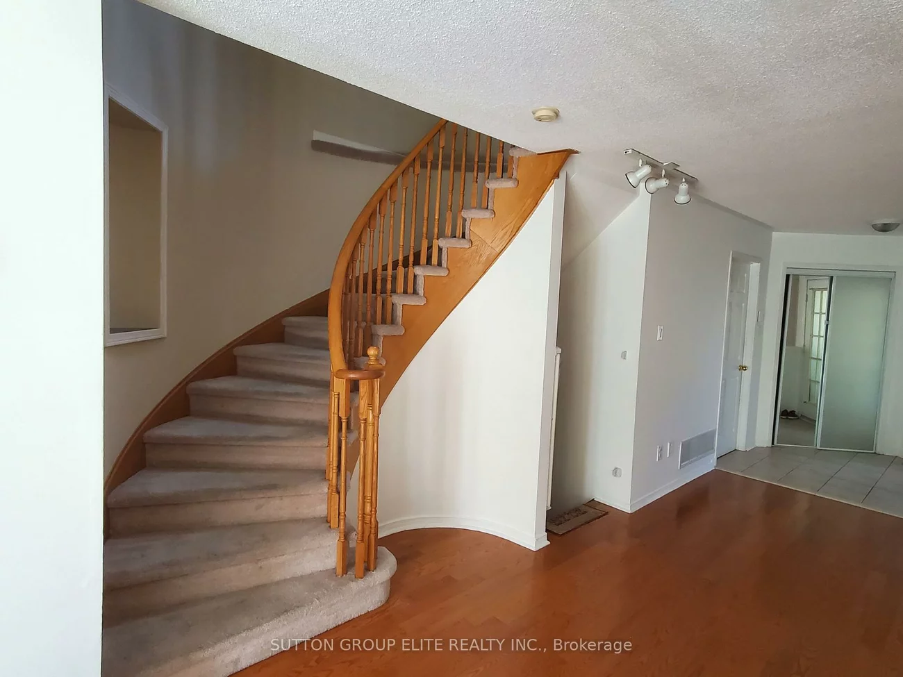 3938, Nightshade, Lisgar, Mississauga