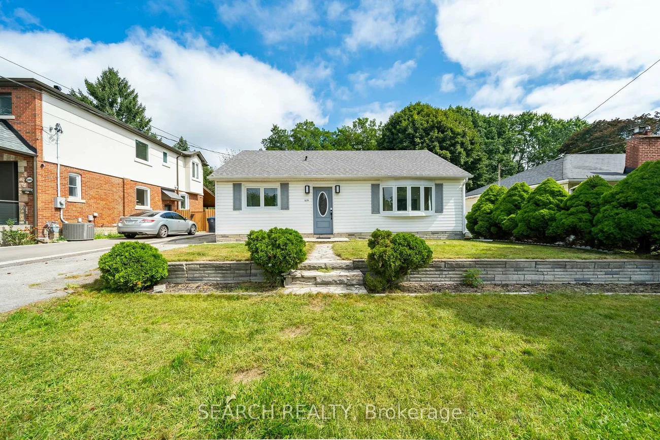 1079, Deta, Lakeview, Mississauga