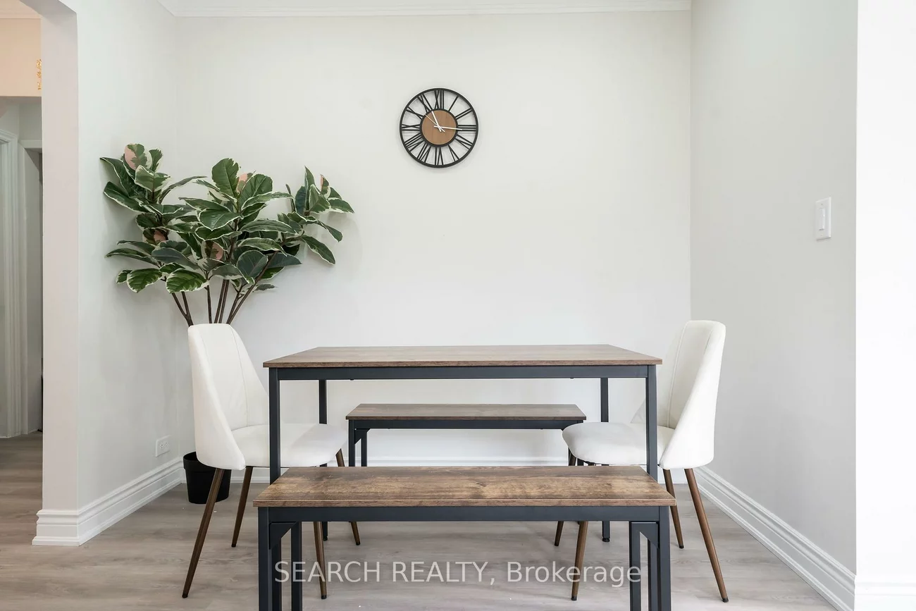 1079, Deta, Lakeview, Mississauga