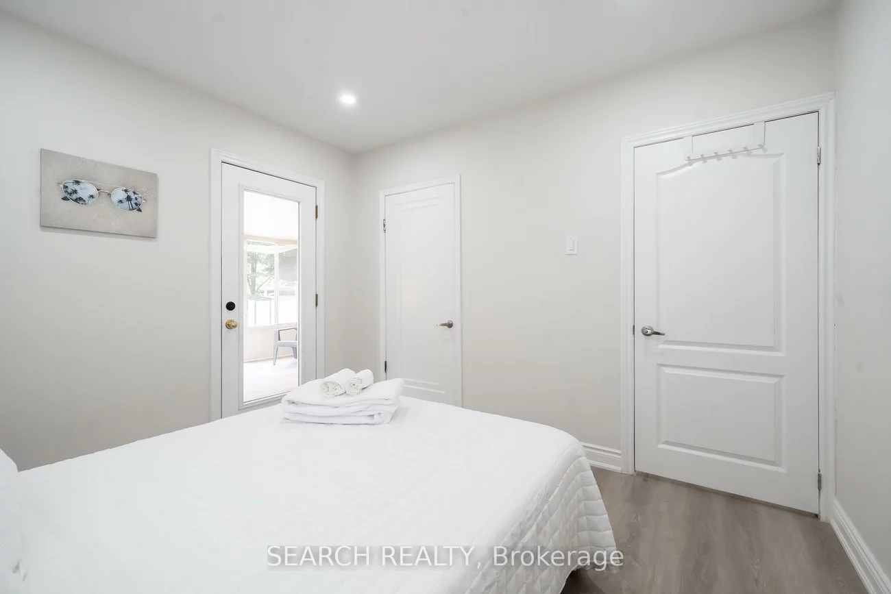 1079, Deta, Lakeview, Mississauga