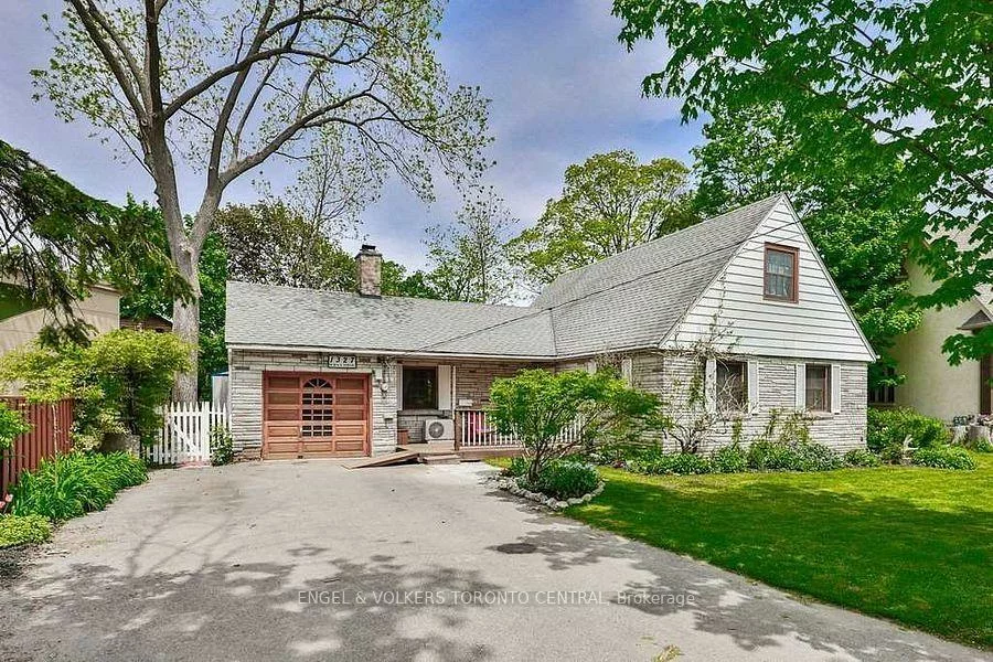 1327, Mineola, Mineola, Mississauga