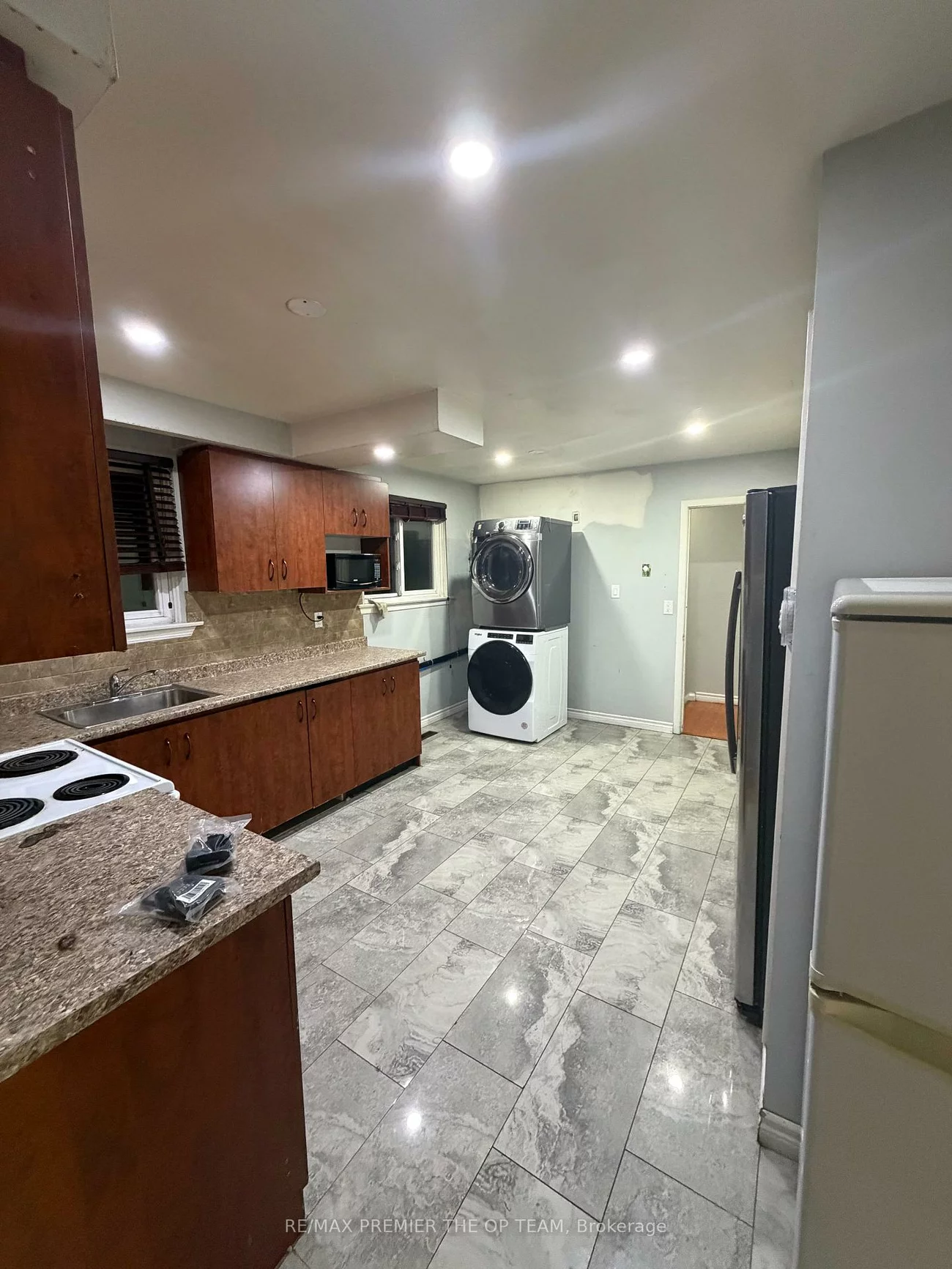 7260, Collett, Malton, Mississauga