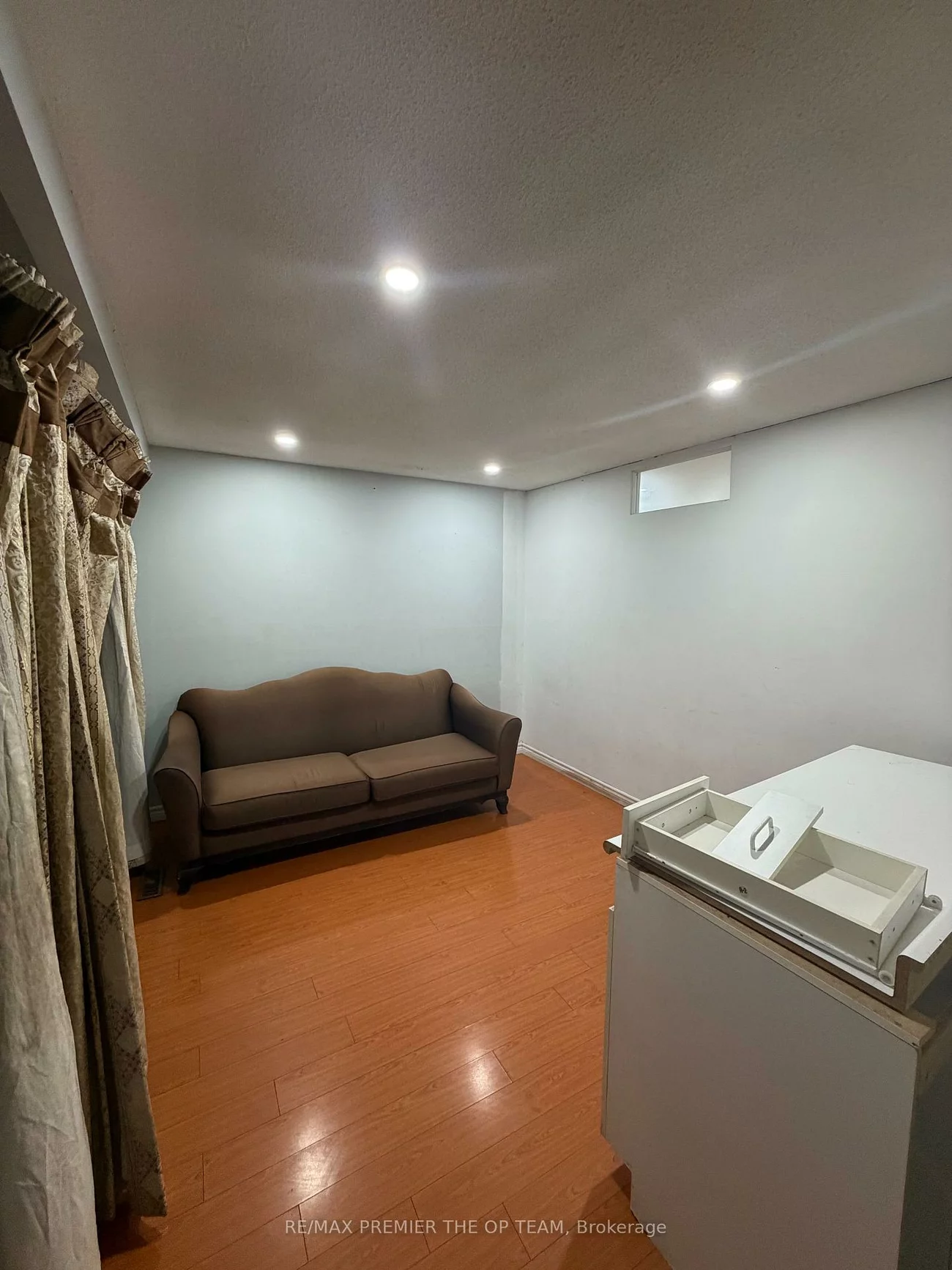 7260, Collett, Malton, Mississauga