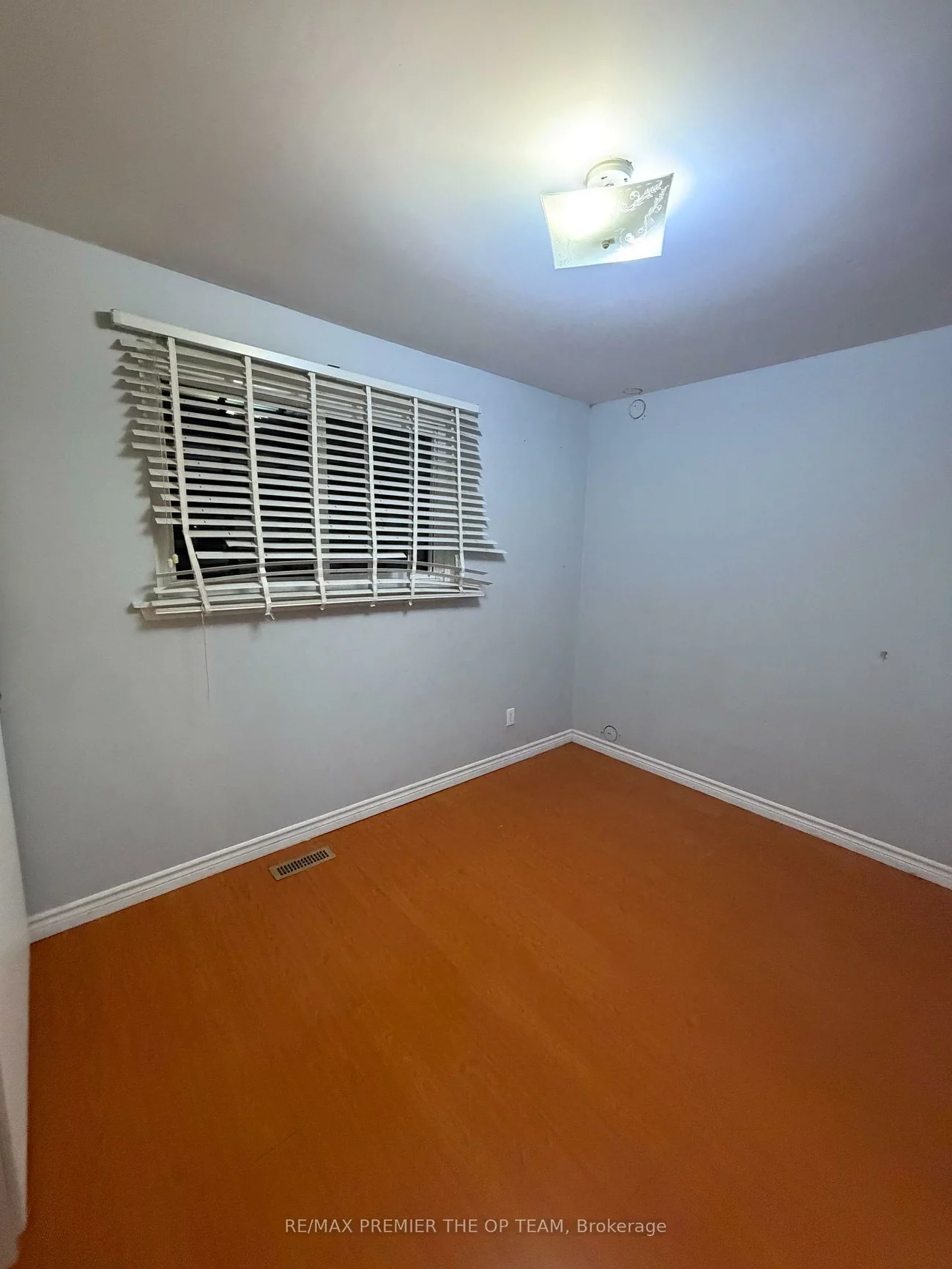 7260, Collett, Malton, Mississauga