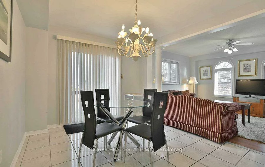 3263, Loyalist, Erin Mills, Mississauga