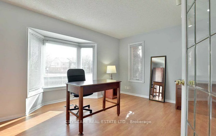 3263, Loyalist, Erin Mills, Mississauga