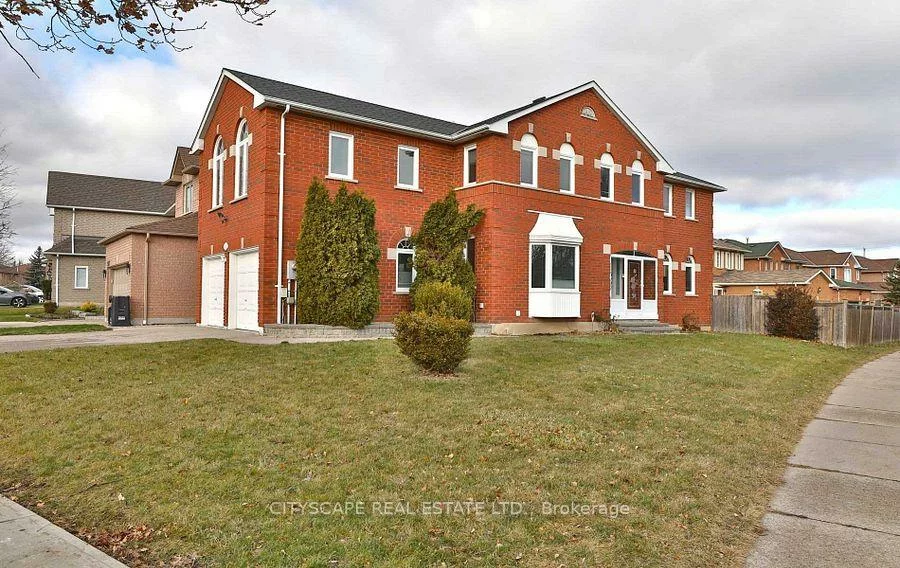 3263, Loyalist, Erin Mills, Mississauga