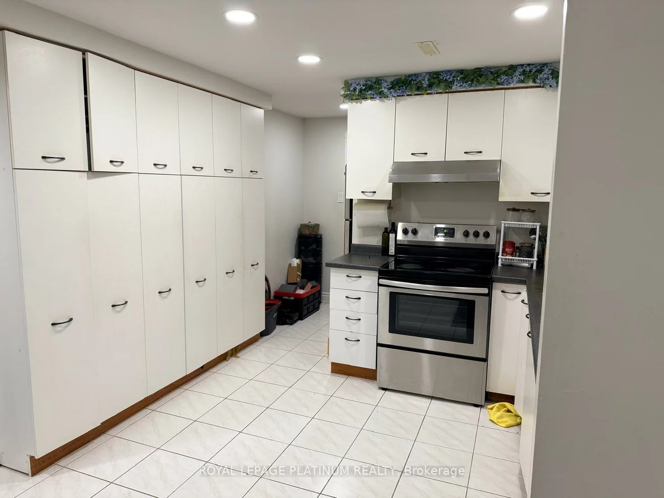 1540, Manorbrook Crt., East Credit, Mississauga