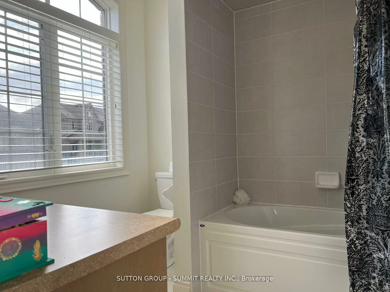 5456, Oscar Peterson, Churchill Meadows, Mississauga