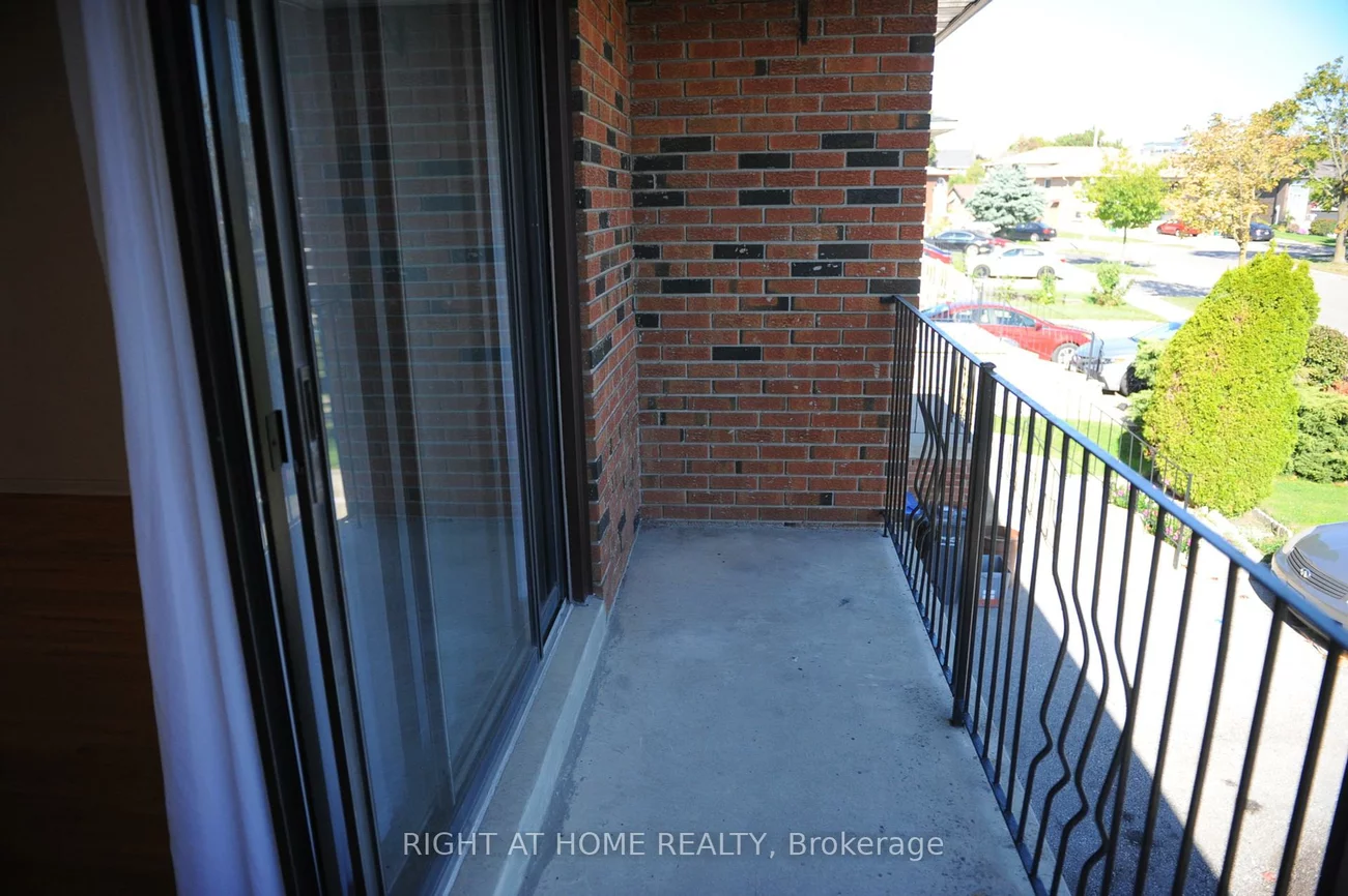 1618, Corkstone, Rathwood, Mississauga