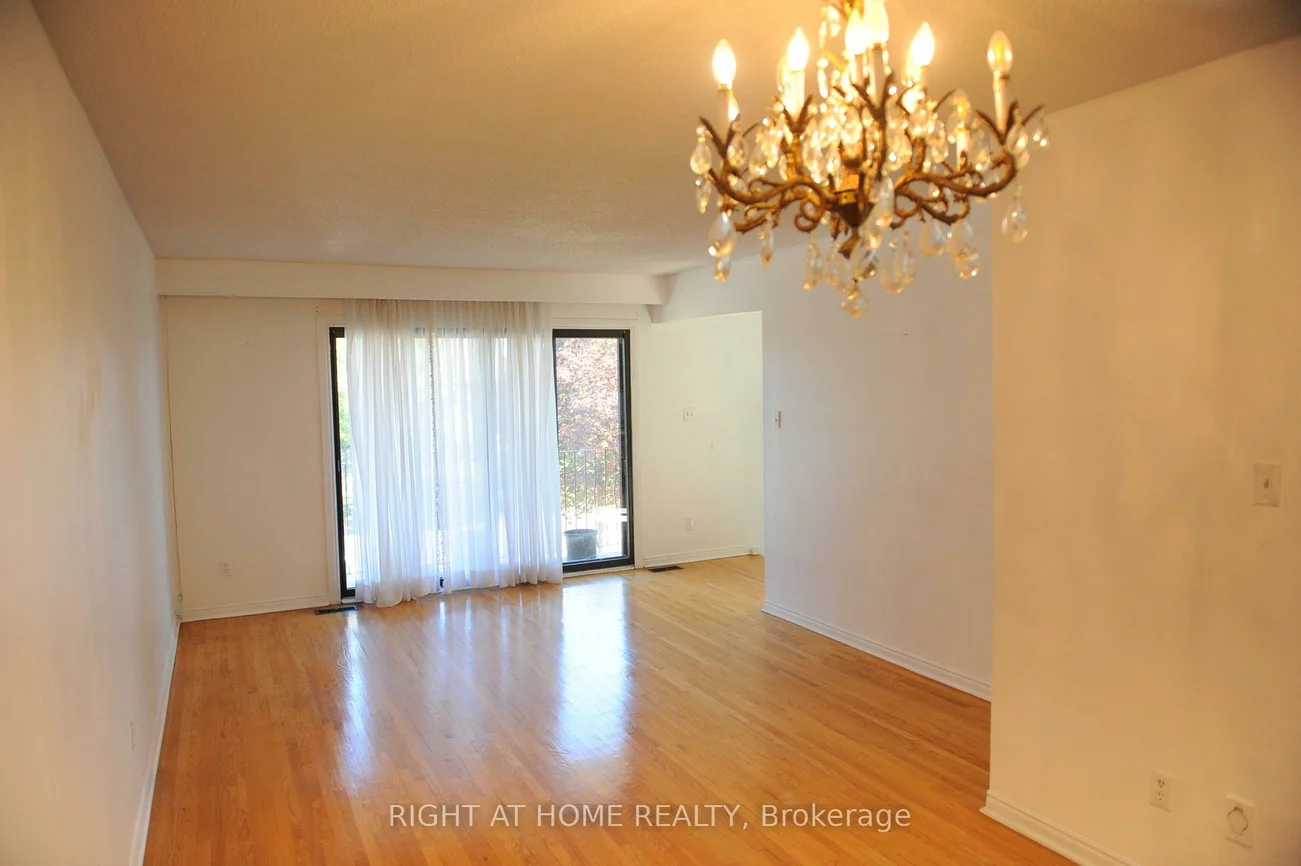 1618, Corkstone, Rathwood, Mississauga