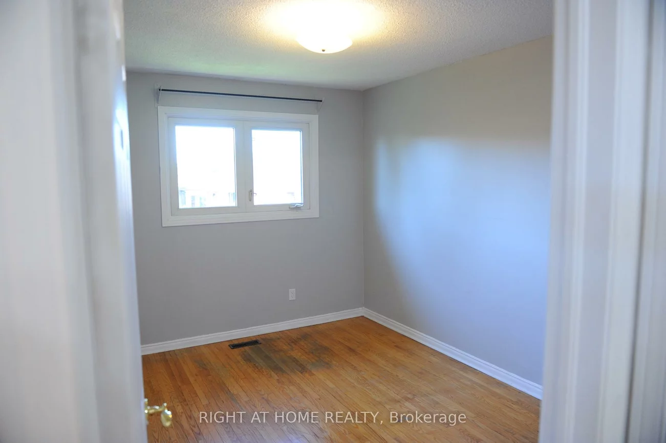 1618, Corkstone, Rathwood, Mississauga