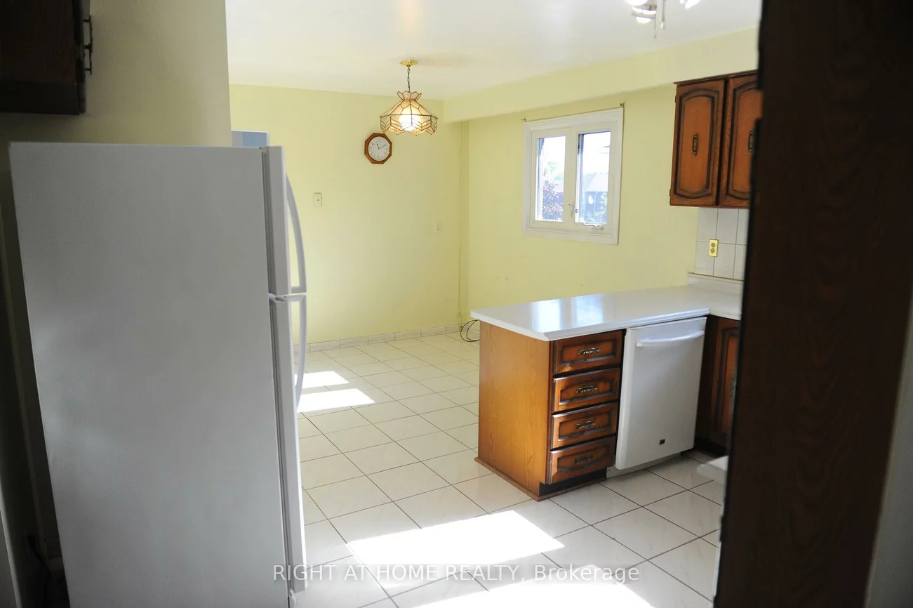 1618, Corkstone, Rathwood, Mississauga