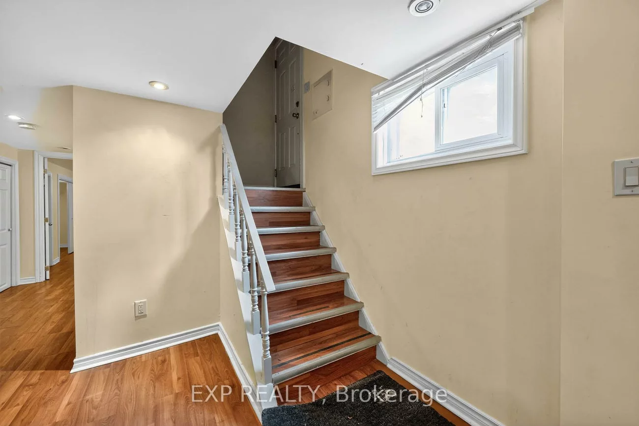 3567, Queenston, Erindale, Mississauga