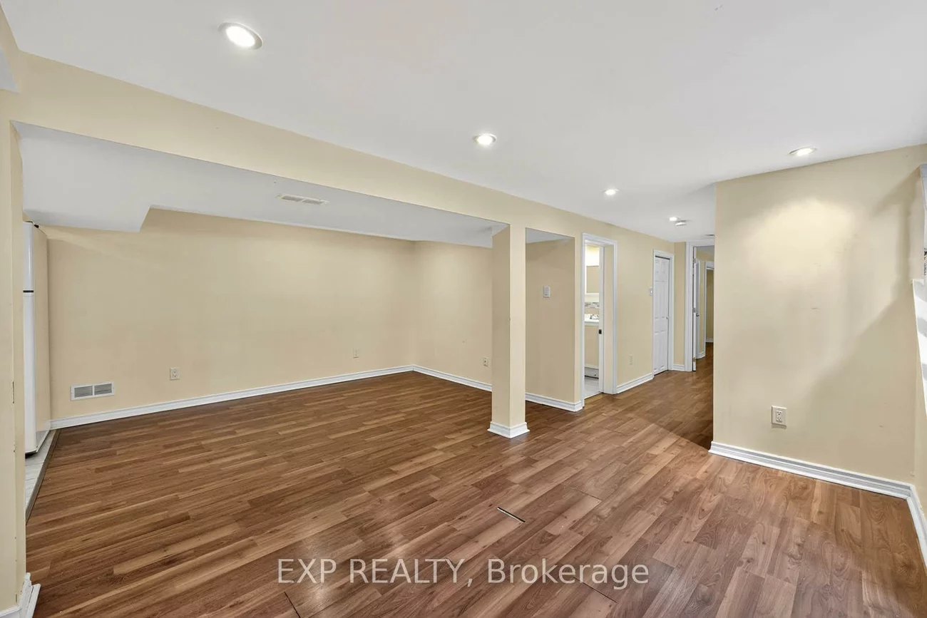 3567, Queenston, Erindale, Mississauga