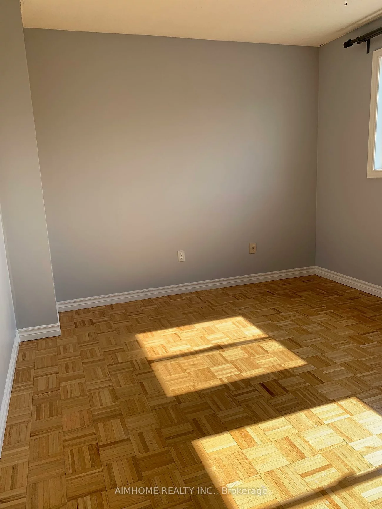 5095, Sunray, Hurontario, Mississauga