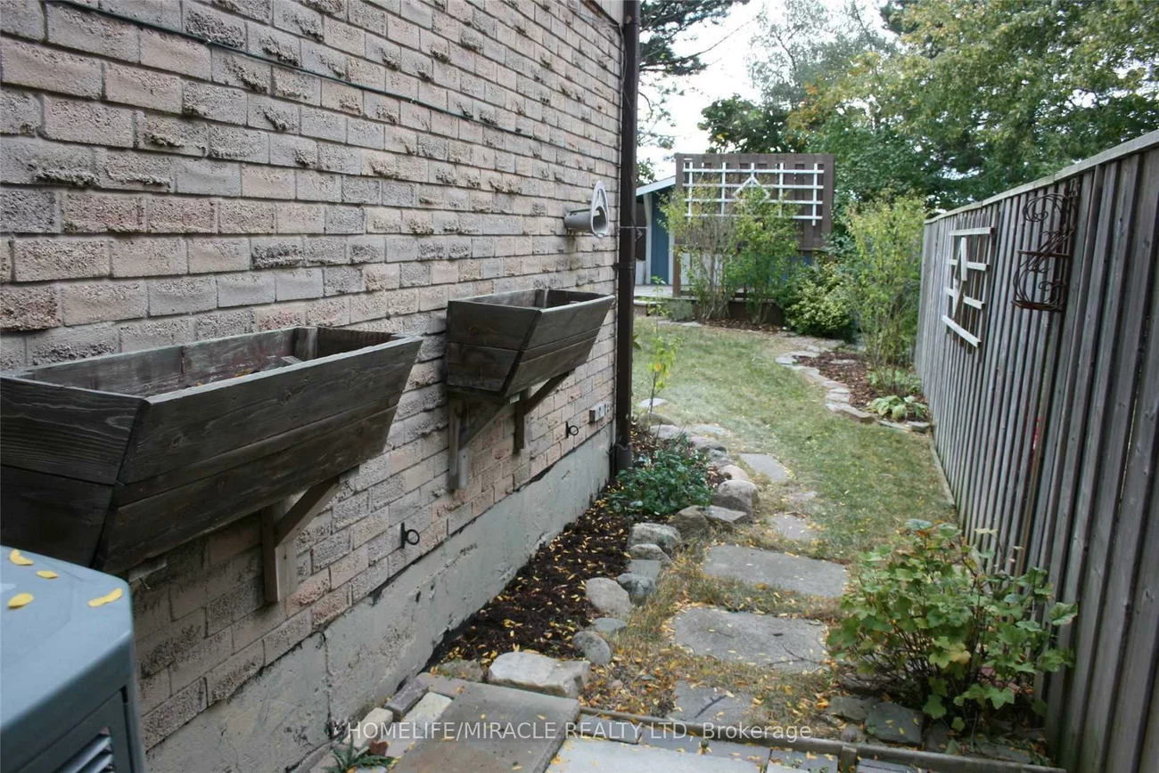 2500, Cobbinshaw, Meadowvale, Mississauga