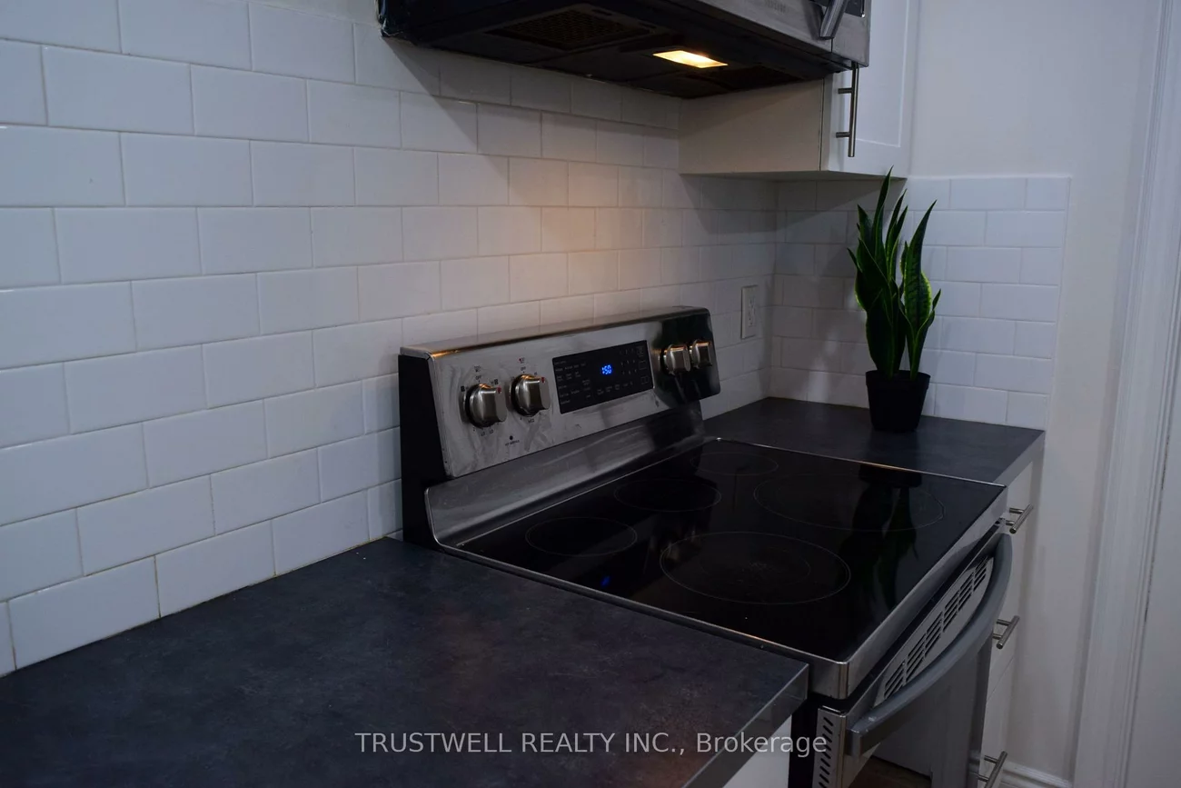 1633, Sunnycove, Lakeview, Mississauga