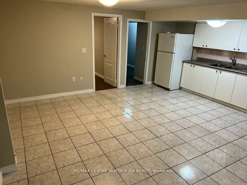 1088, Windbrook, East Credit, Mississauga