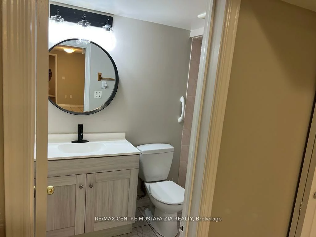 1088, Windbrook, East Credit, Mississauga