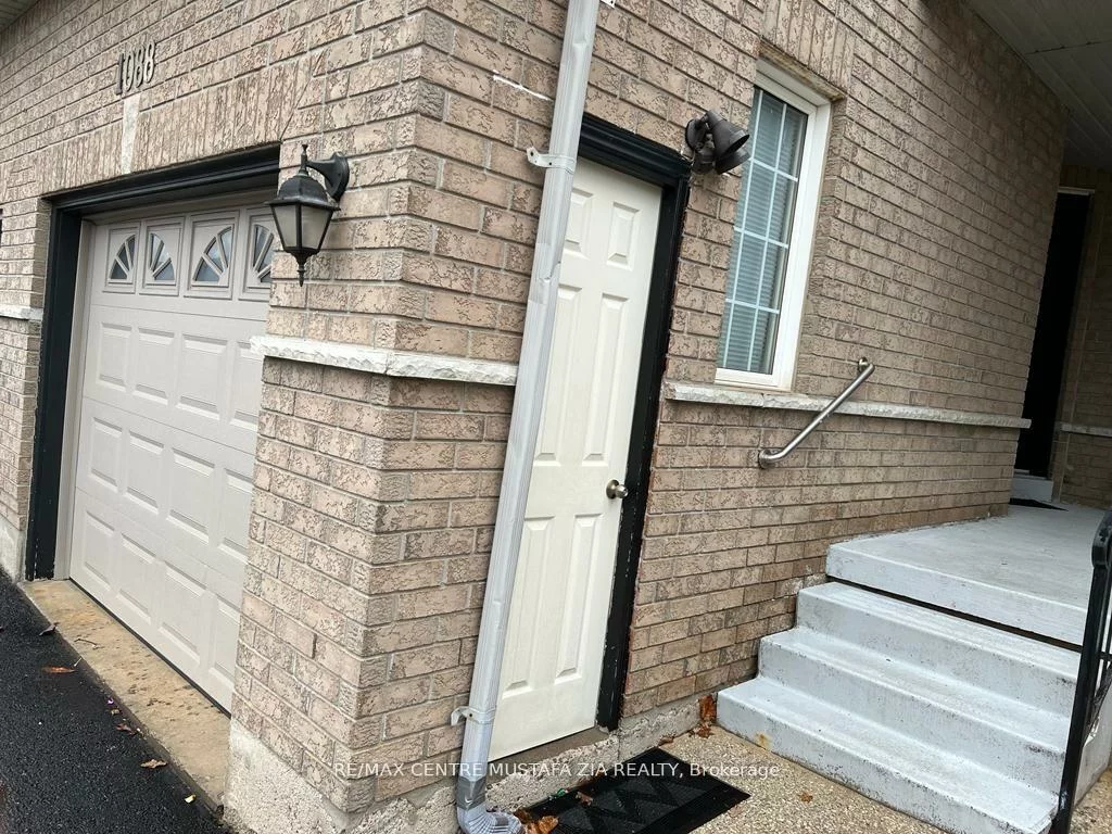 1088, Windbrook, East Credit, Mississauga