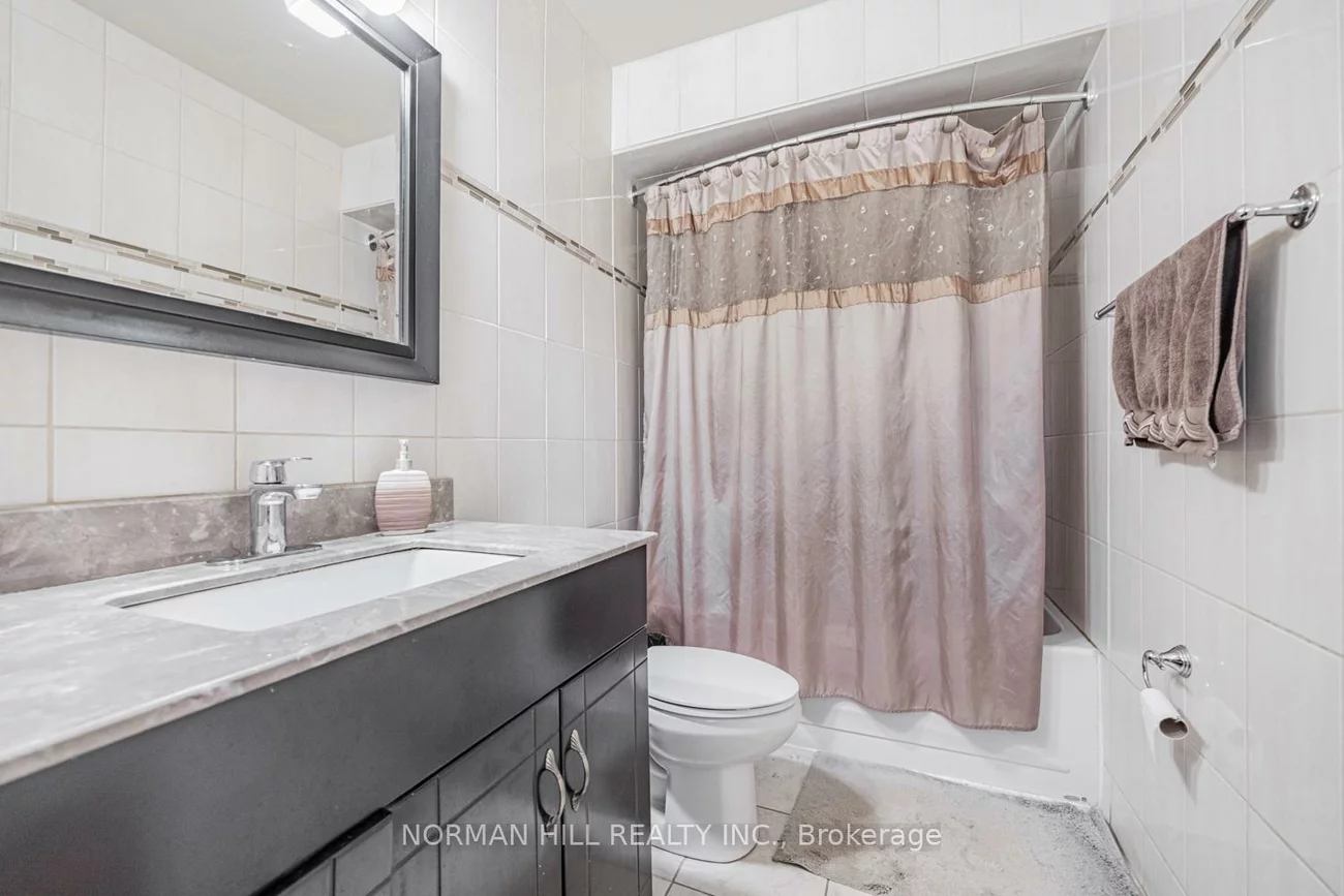 356, Laurentian, Hurontario, Mississauga