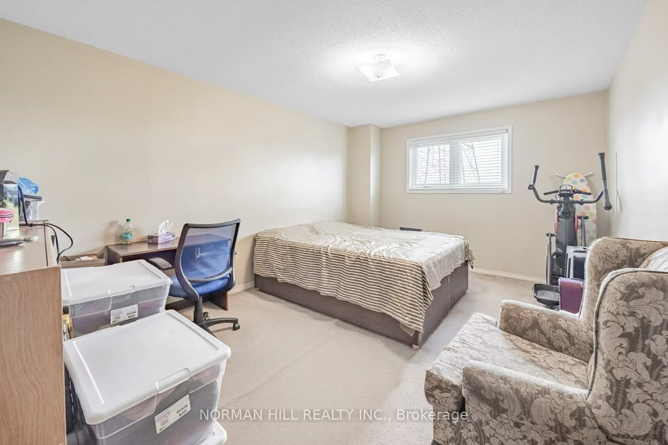 356, Laurentian, Hurontario, Mississauga