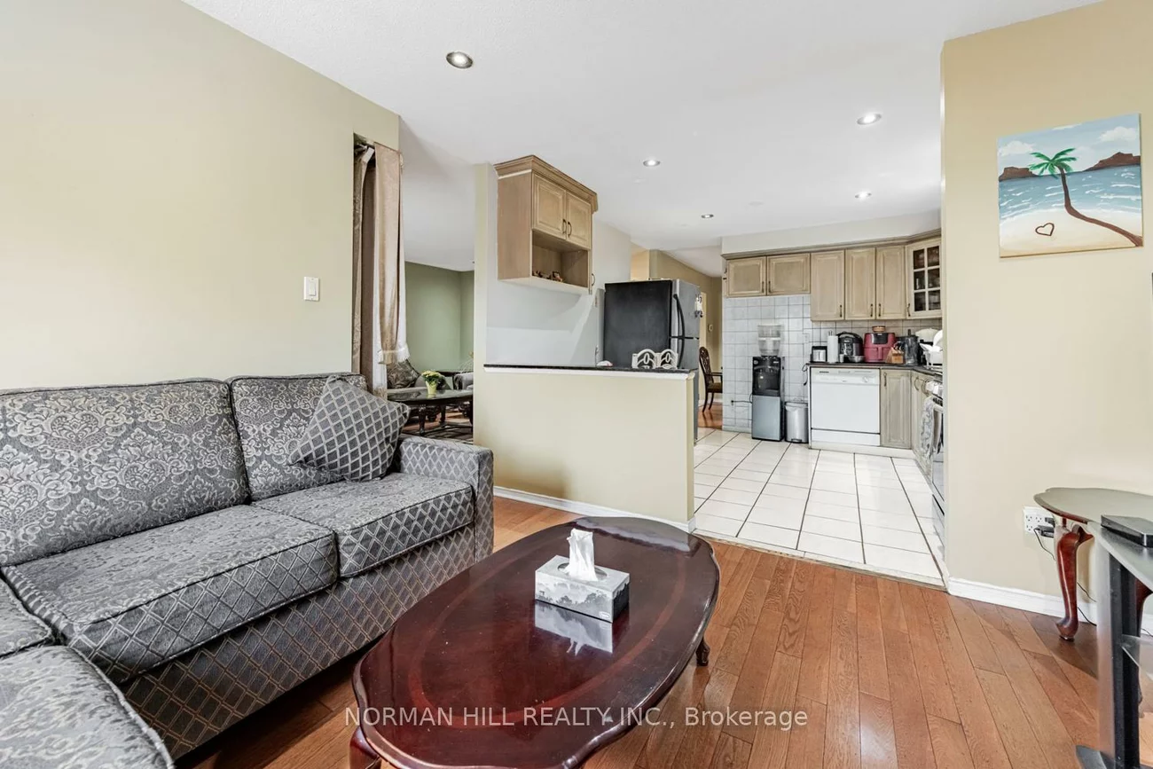 356, Laurentian, Hurontario, Mississauga