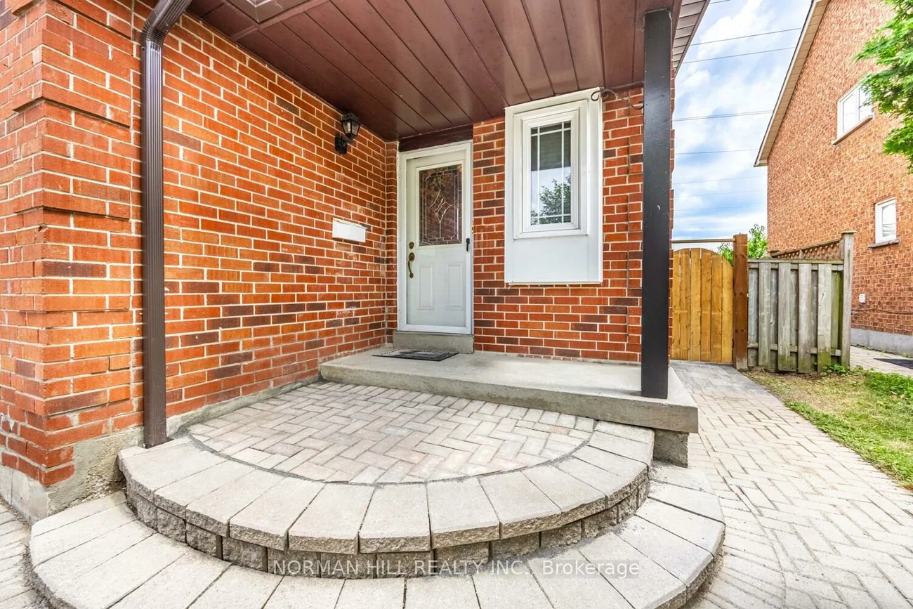 356, Laurentian, Hurontario, Mississauga